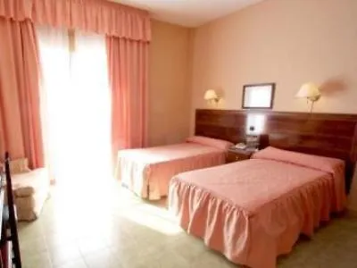 San Gabriel Hotel 3*
