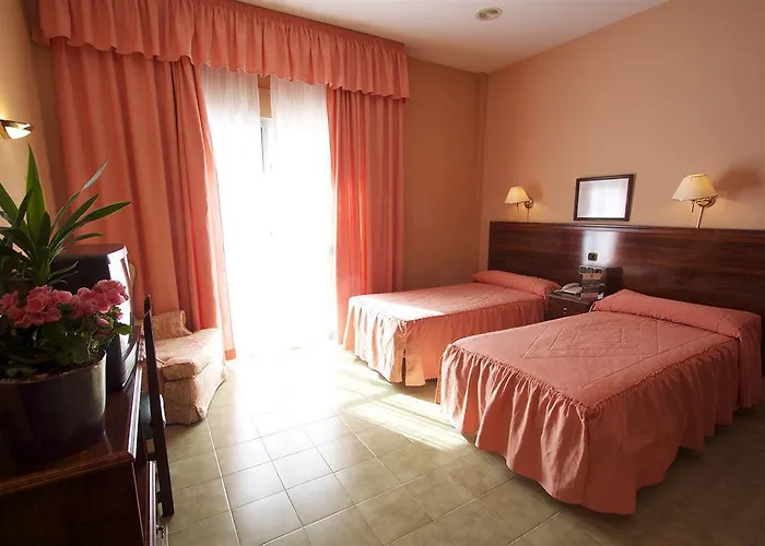 San Gabriel 3*
